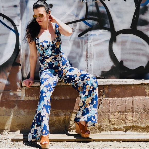 Welcome! Happy Poshing!! - Picture 15 of 16